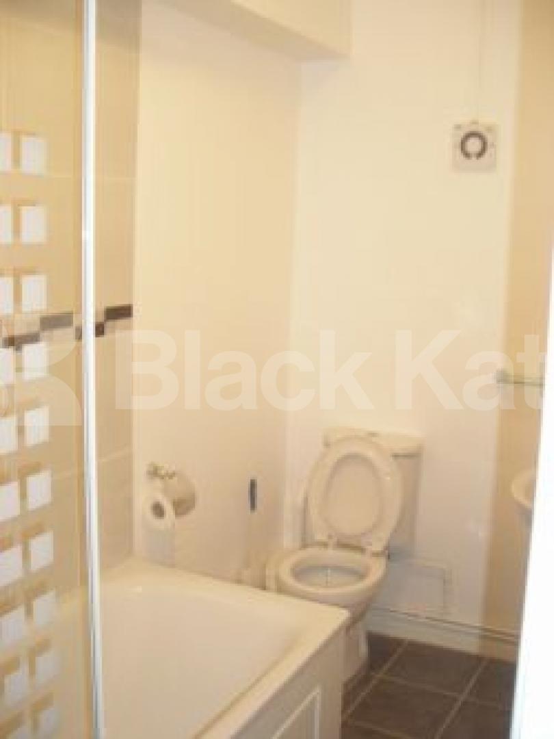 			1 Bedroom, 1 bath, 1 reception Ground Floor Flat			 Belgrave Gardens x 2, ST JOHNS WOOD NW8